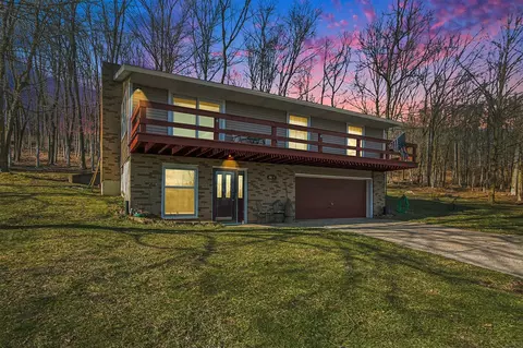 6608 Bluewater, Saranac, MI 48881