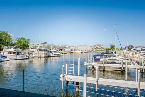 329 Peninsula E, New Buffalo, MI 49117