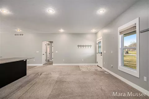 4061 Ronalds, Dorr, MI 49323 photo 4