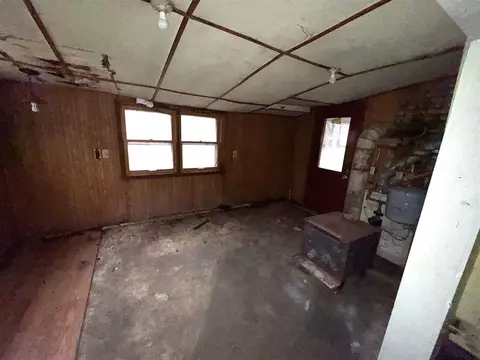 Living - 11255 E S, Scotts, MI 49088 photo 4 of 4