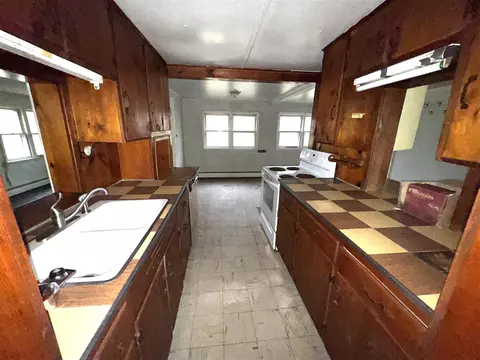 Kitchen - 11255 E S, Scotts, MI 49088 photo 1 of 2