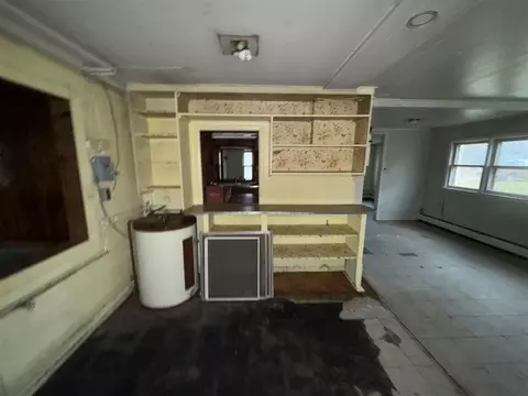 Living - 11255 E S, Scotts, MI 49088 photo 2 of 4