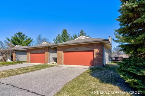 617 Crestview, Holland, MI 49423