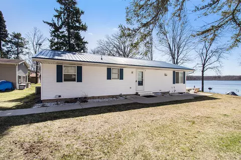 638 Dorbert #18, Munith, MI 49259 photo 2