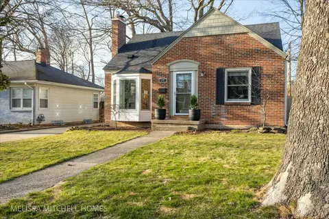 2709 Richards, Grand Rapids, MI 49506