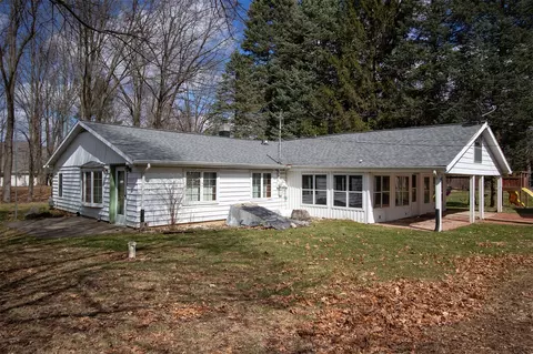 12872 S Minges, Battle Creek, MI 49015
