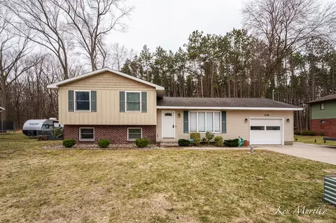 1739 Gaylord, Muskegon, MI 49445