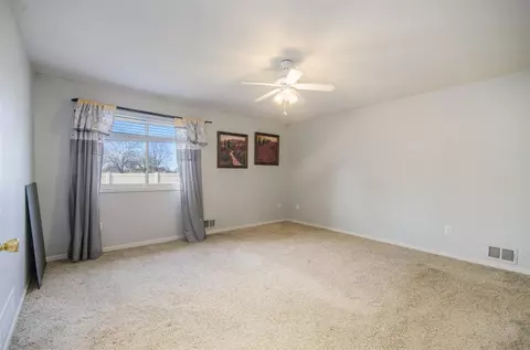 926 May Dr, Monroe, MI 48161 photo 17