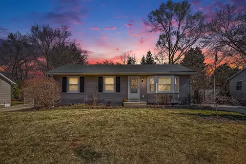 5174 Madison, Kentwood, MI 49548