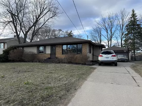 2335 29th, Wyoming, MI 49519