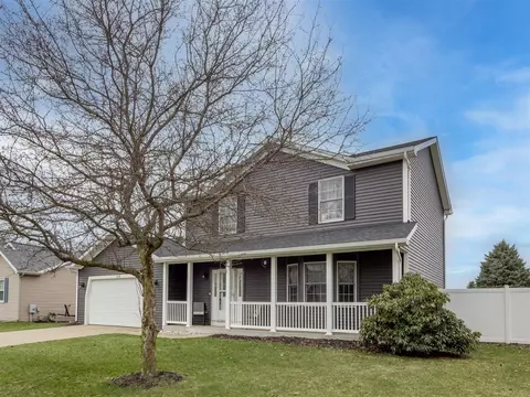 1119 N Peach, Plainwell, MI 49080