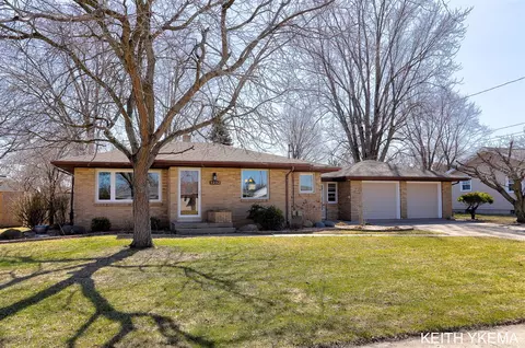 3232 Kelly, Hudsonville, MI 49426