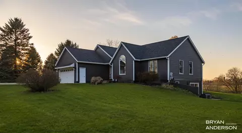 11844 Jackson, Middleville, MI 49333