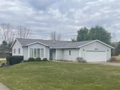8959 Myers Lk, Rockford, MI 49341