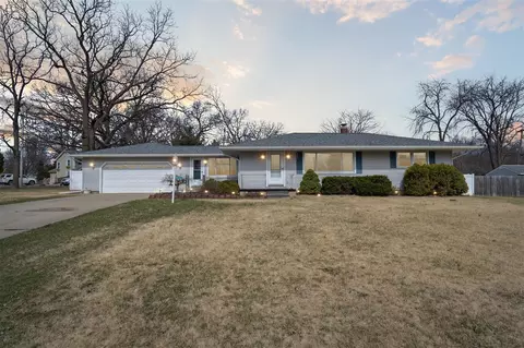 1524 Kensington, Jackson, MI 49203