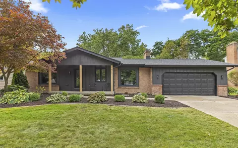 1917 Ridgemoor, Grand Rapids, MI 49506