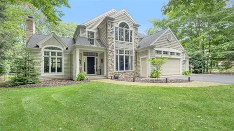 3820 Harbor Pt, Norton Shores, MI 49441