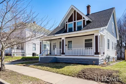 312 Page, Grand Rapids, MI 49505
