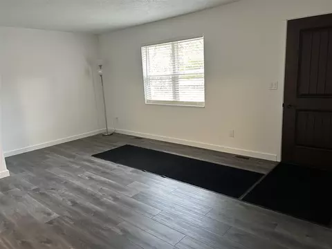 Living - 1335 Roosevelt, Baldwin, MI 49304 photo 3 of 5