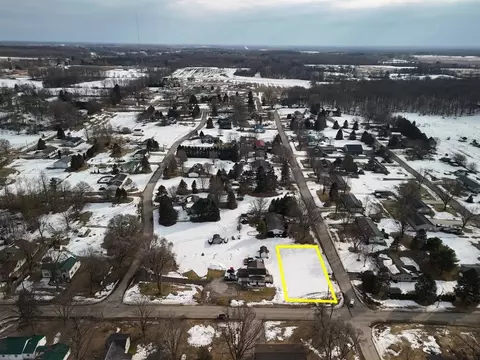 22 Munn Street, Hesperia, MI 49421