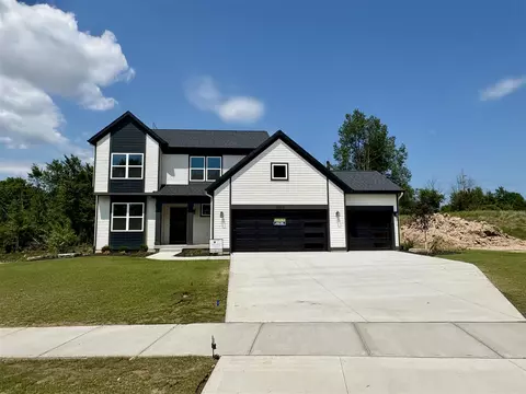 5899 Valley Pt, Caledonia, MI 49316