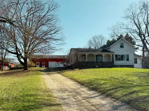 31581 26th, Gobles, MI 49055