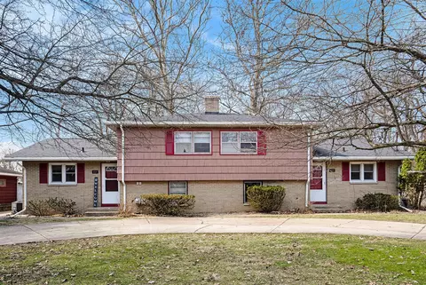 802 Weaver, Kalamazoo, MI 49006