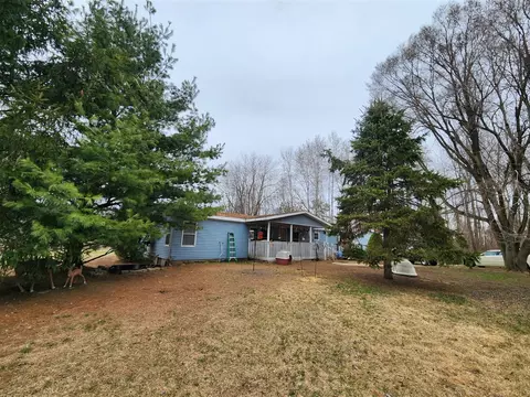 8645 Alpine, Sparta, MI 49345
