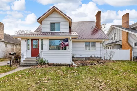 833 Frank, Flint, MI 48504