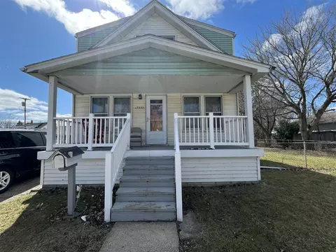 17352 Tennyson, Roseville, MI 48066