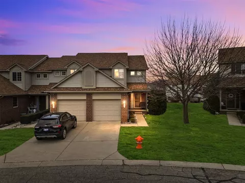 1273 Azalea, Waterford, MI 48327