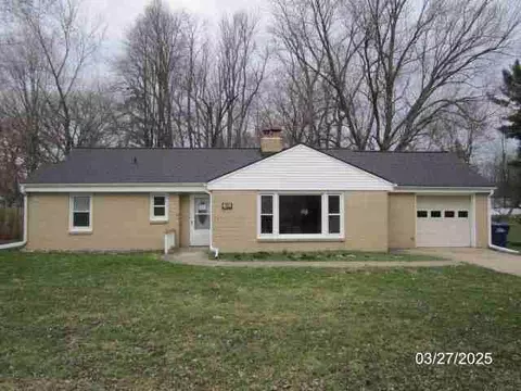 121 Maplehurst, Battle Creek, MI 49017