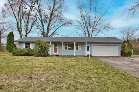 1656 Roberts, Saint Joseph, MI 49085