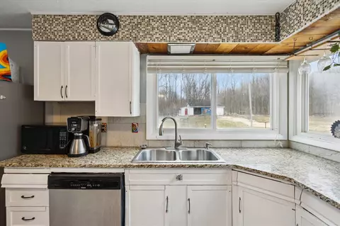 Kitchen - 11638 N West Dr, Bellevue, MI 49021 photo 5 of 5