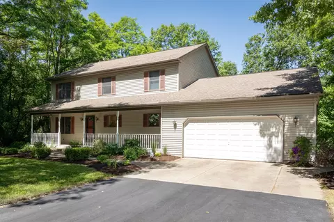 165 River Pne, Lowell, MI 49331