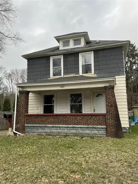 2226 Francis, Grand Rapids, MI 49507