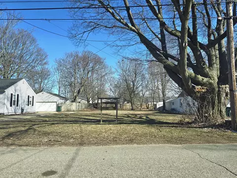 2270 Norman, Norton Shores, MI 49441