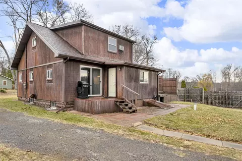 Exterior - 909 Munith, Jackson, MI 49201 photo 6 of 16