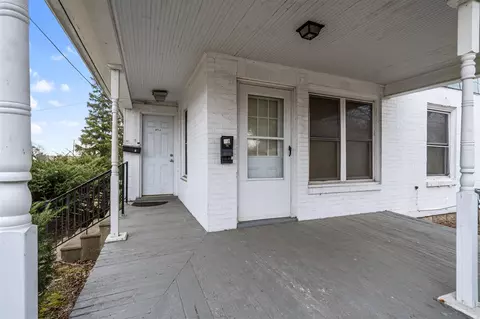 Exterior - 1033 Lansing, Jackson, MI 49202 photo 9 of 13