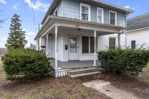 Exterior - 1033 Lansing, Jackson, MI 49202 photo 3 of 13