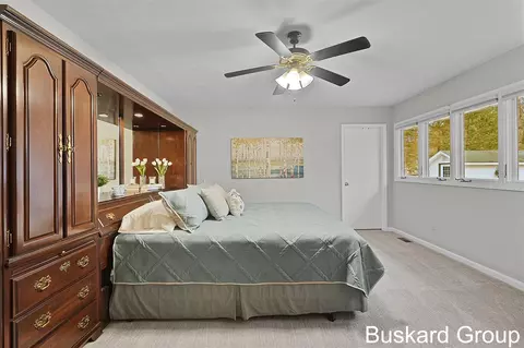 Bedroom - 1127 Wolf Lk, Baldwin, MI 49304 photo 1 of 7