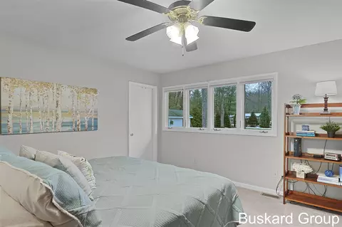Bedroom - 1127 Wolf Lk, Baldwin, MI 49304 photo 2 of 7