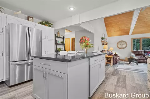 Kitchen - 1127 Wolf Lk, Baldwin, MI 49304 photo 5 of 5