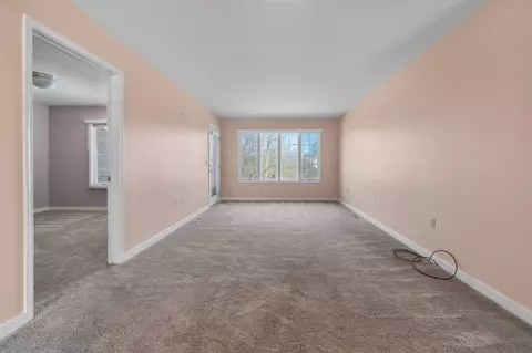 Living - 562 Lancaster, Saline, MI 48176 photo 3 of 3