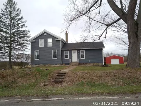 5510 Benton, Jackson, MI 49201