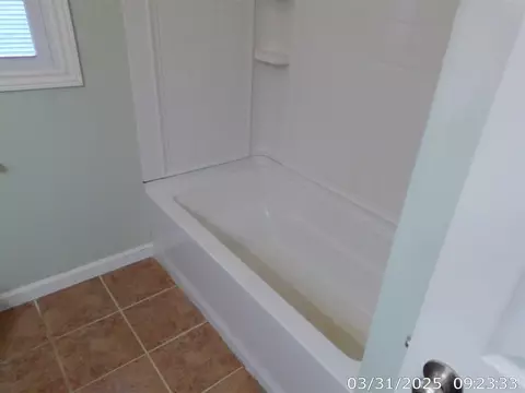 Bath - 5510 Benton, Jackson, MI 49201 photo 2 of 2