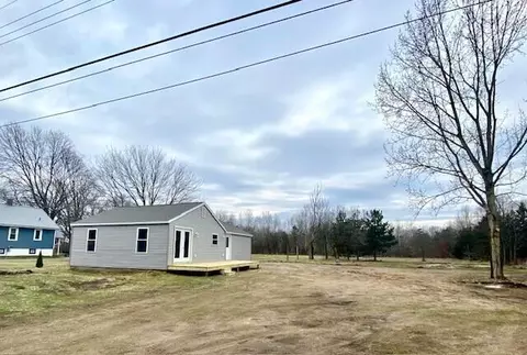 1015 W Mcmillan, Muskegon, MI 49445