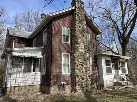 Exterior - 3201 Rives Jct, Jackson, MI 49201 photo 3 of 13