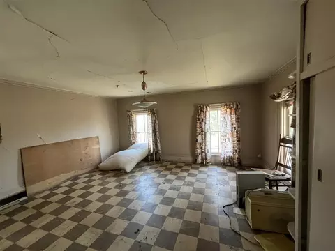 Bedroom - 3201 Rives Jct, Jackson, MI 49201 photo 1 of 2