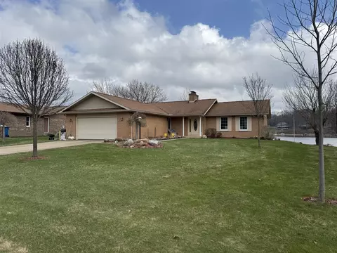 403 Midlakes, Plainwell, MI 49080